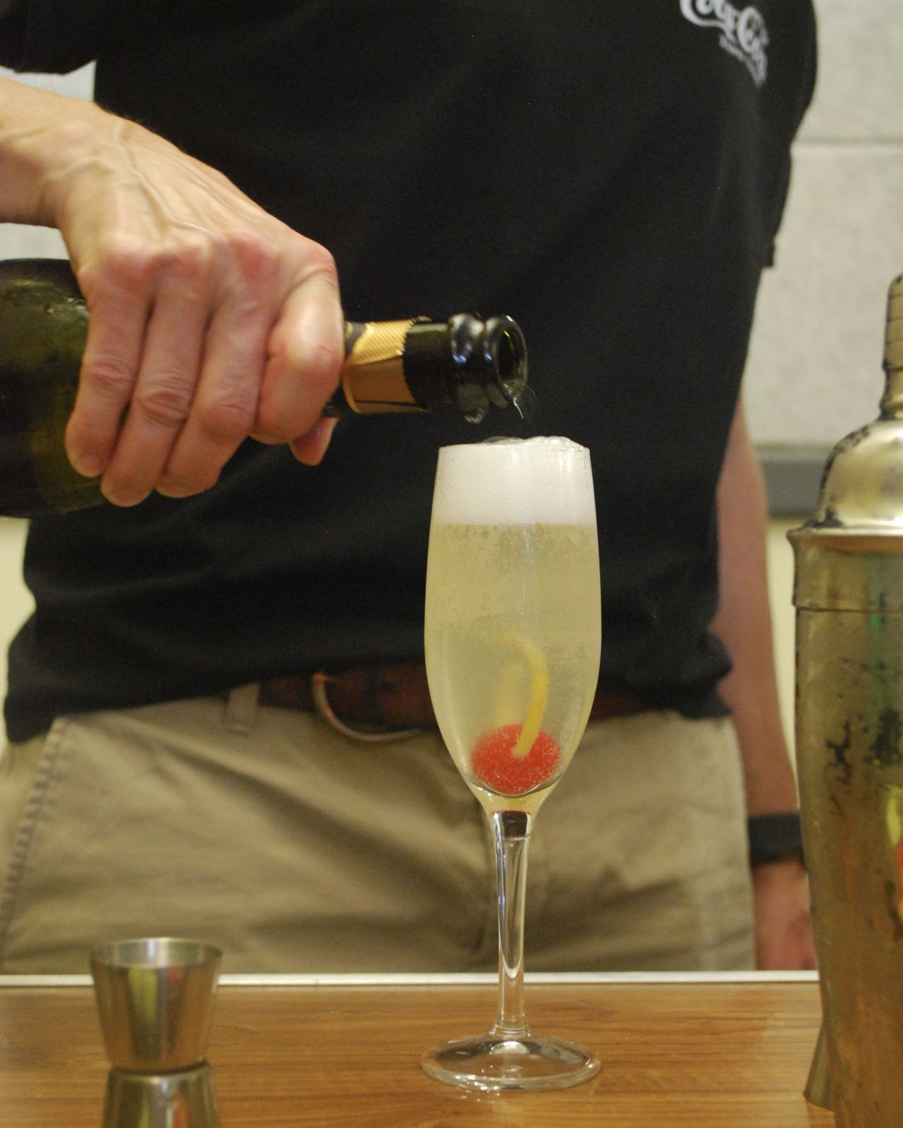 Zero-proof drink being poured at the bar